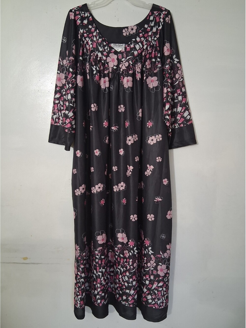 Anthony Richards Black Pink Floral Gown/Lounger w/ Pockets, 3X